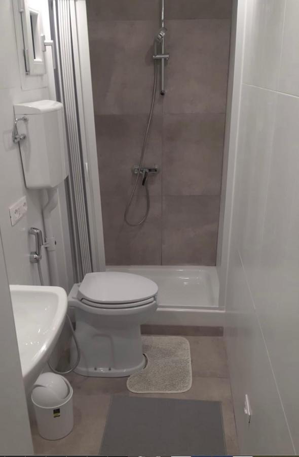 Duomo Parma Appto Appartement Buitenkant foto